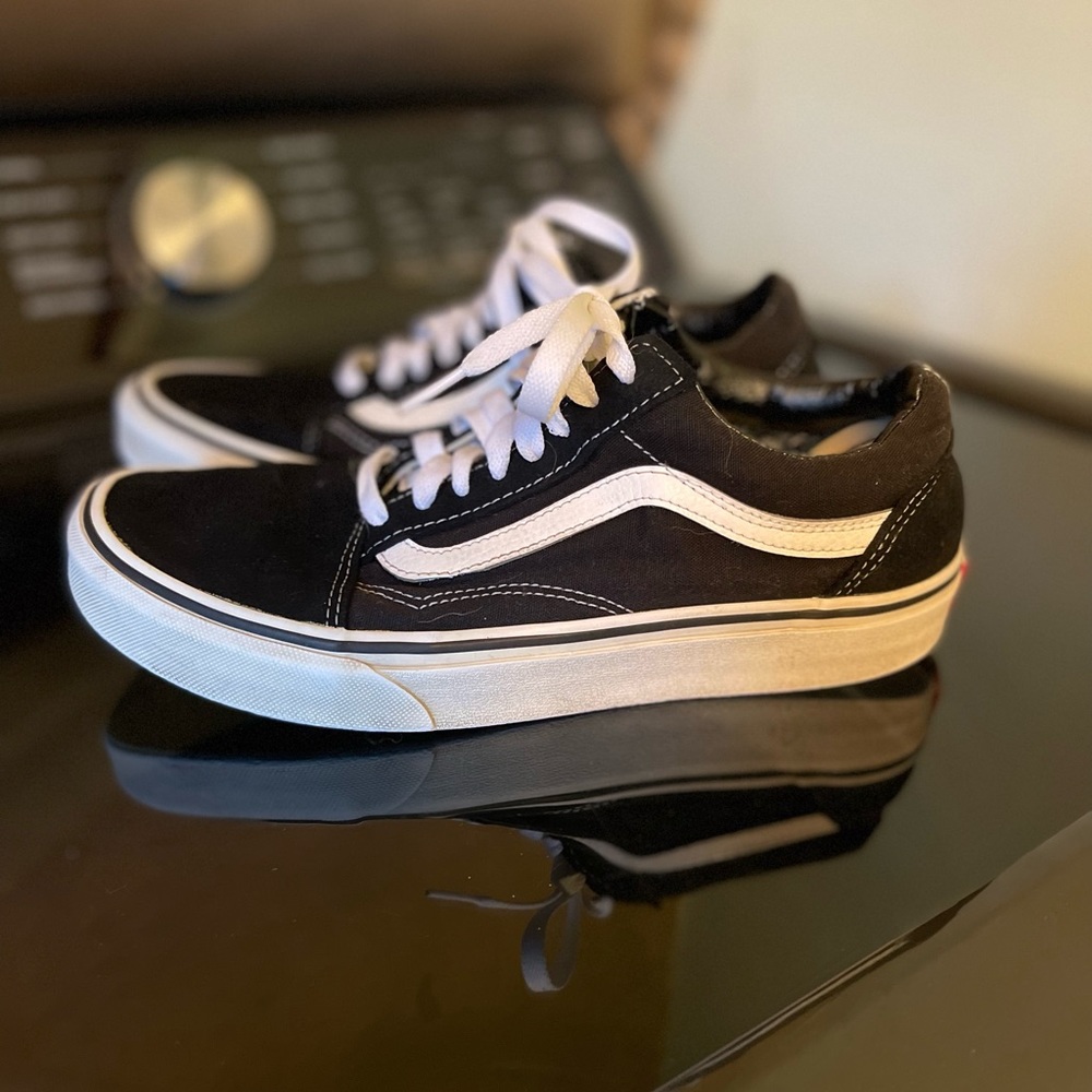 Vans. Womens 8 or mens 6.5